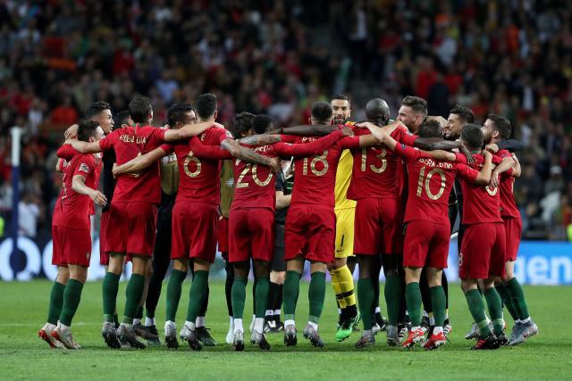 谢霆锋生日夜的舞台与家中的暖心一刻